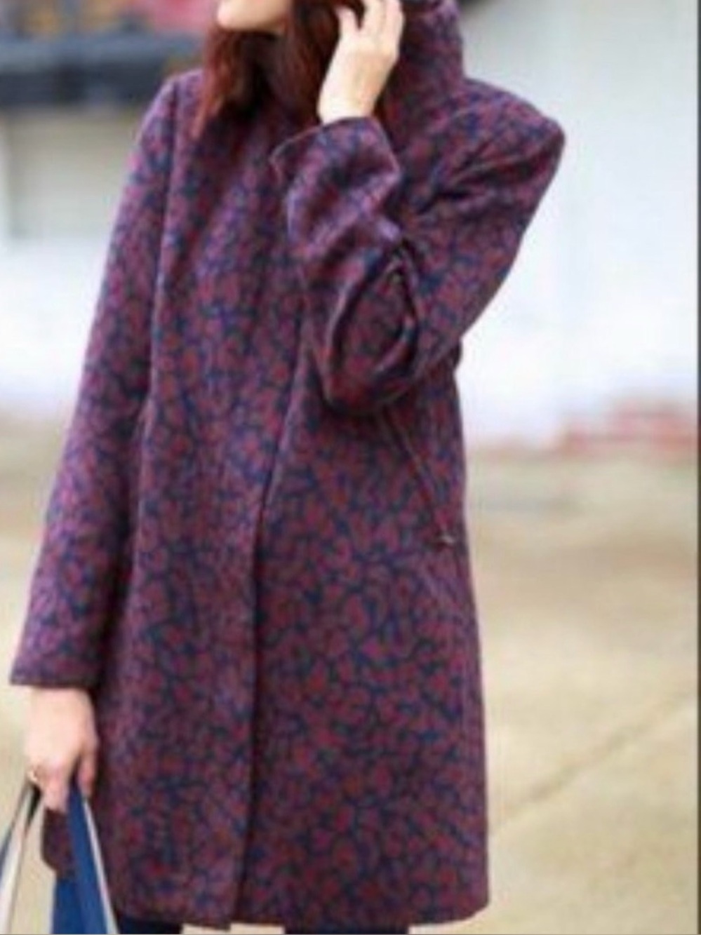 Ann Taylor LOFT Women's Coat - wool blend Burgundy and Navy, medium petite
